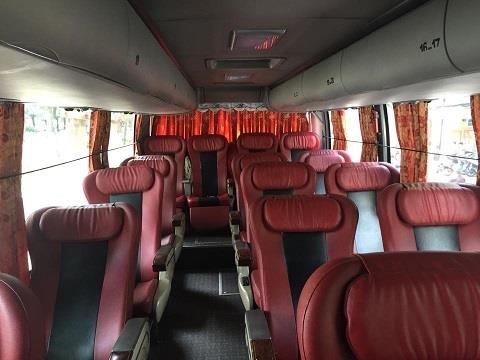Phuong Trinh Bus Internal