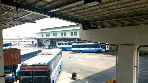 Southern Bangkok Bus Terminal (Sai Tai Mai) - Bus platform