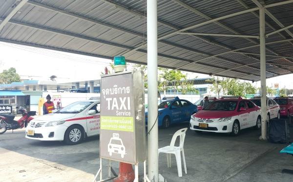 Southern Bangkok Bus Terminal (Sai Tai Mai)  - Taxi area