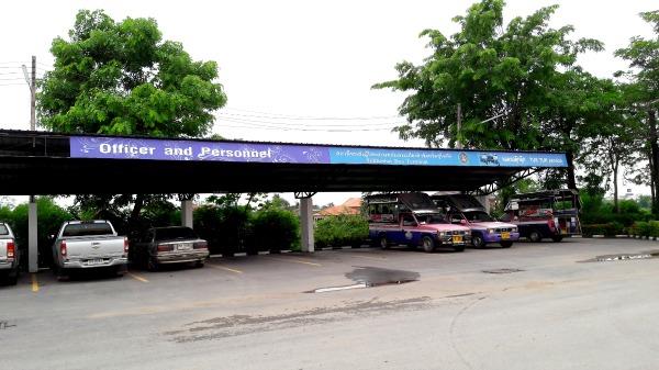 Sukhothai Bus Station - Tuk tuk area