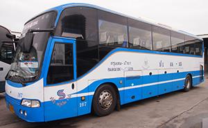 Roong Reuang Coach is also known as Pattaya Bus - Outer View