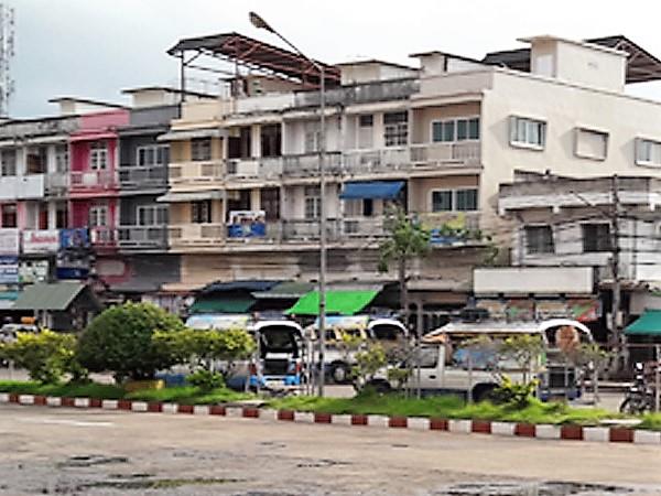 Songthaews in Surat Thani Bus Terminal