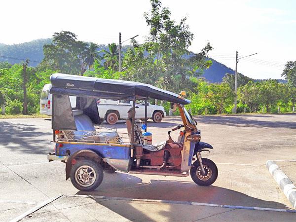 Tuktuk in Mae Hong Son Bus Terminal