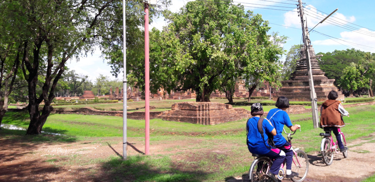 Bicycle Tour in Sukhothai Historical Park