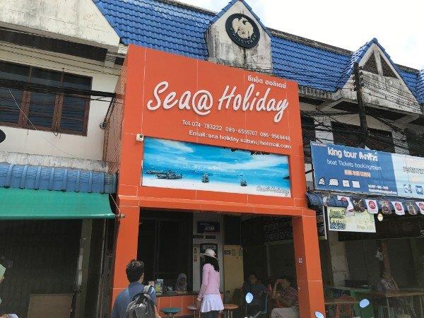 Sea@Holiday office at Pak Bara Pier