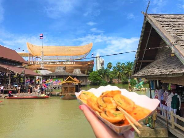 Inside Pattaya Floating Market