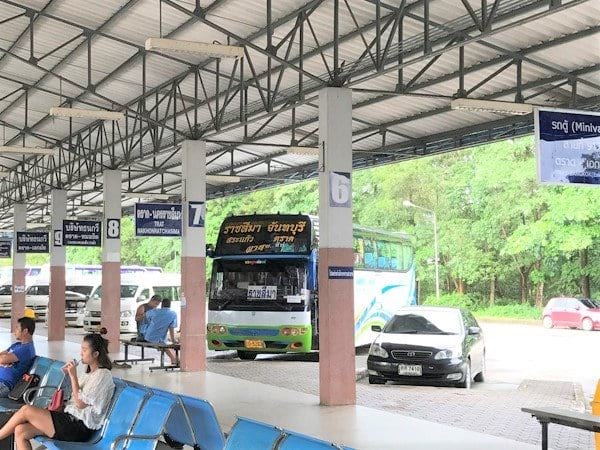 Bus platform Bus platform
