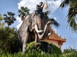 Phra Mahathat Kaen Nakhon