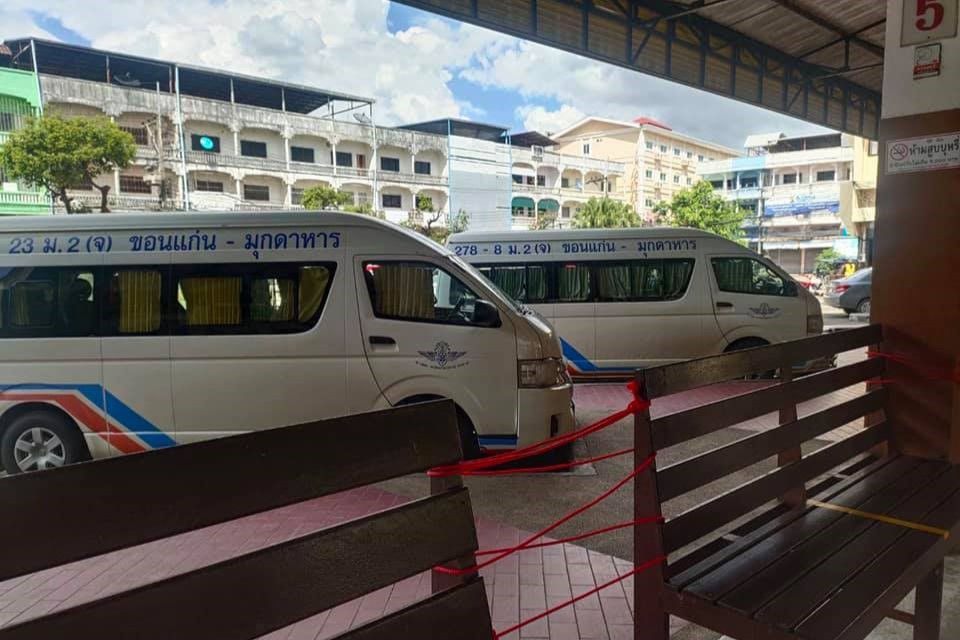 Inside-Mukdahan-bus-terminal